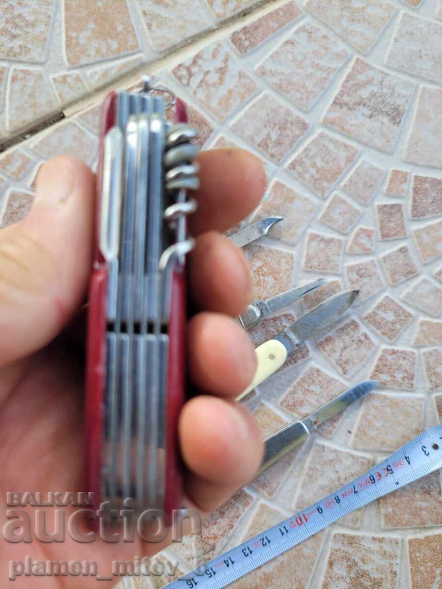 Livrarea Cuțit, briceag de buzunar - 2 Livrarea Cuțit, briceag de buzunar - 2