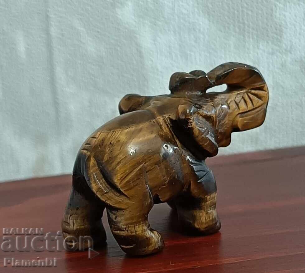 Licitație Figurină elefant din ochi de tigru