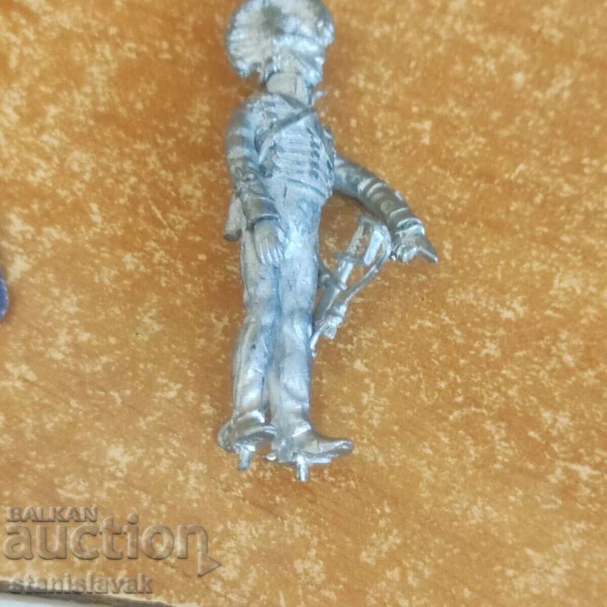 Old lead soldier figure with price 10.00 BGN | € 5.11 Old lead soldier figure with price 10.00 BGN | € 5.11