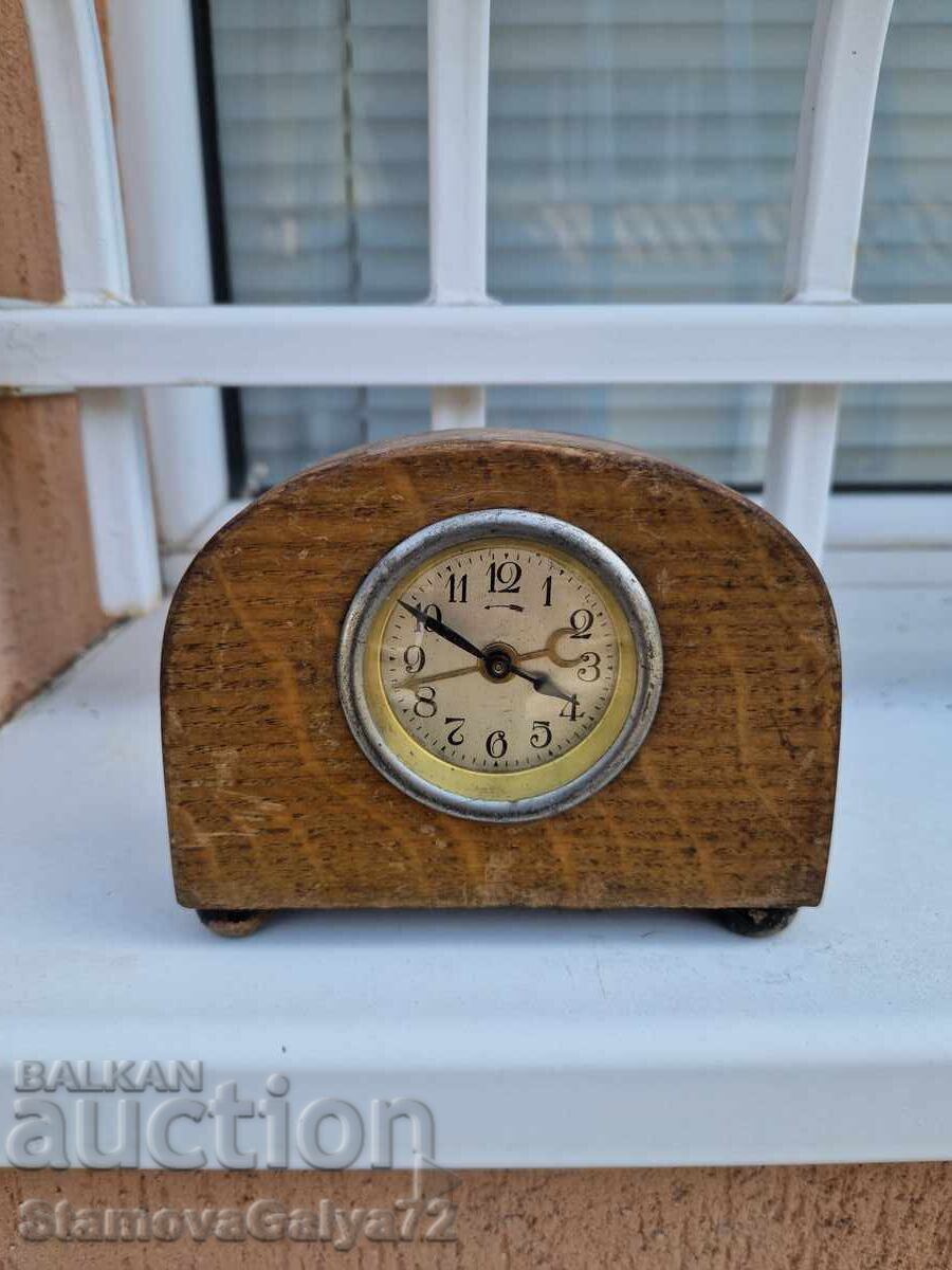 Σπάνιο γαλλικό αντίκα ρολόι-ξυπνητήρι τύπου καρέτα με τιμή 99.00 BGN | € 50.62