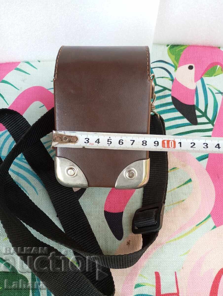 Geantă de piele cu accesorii metalice - 5