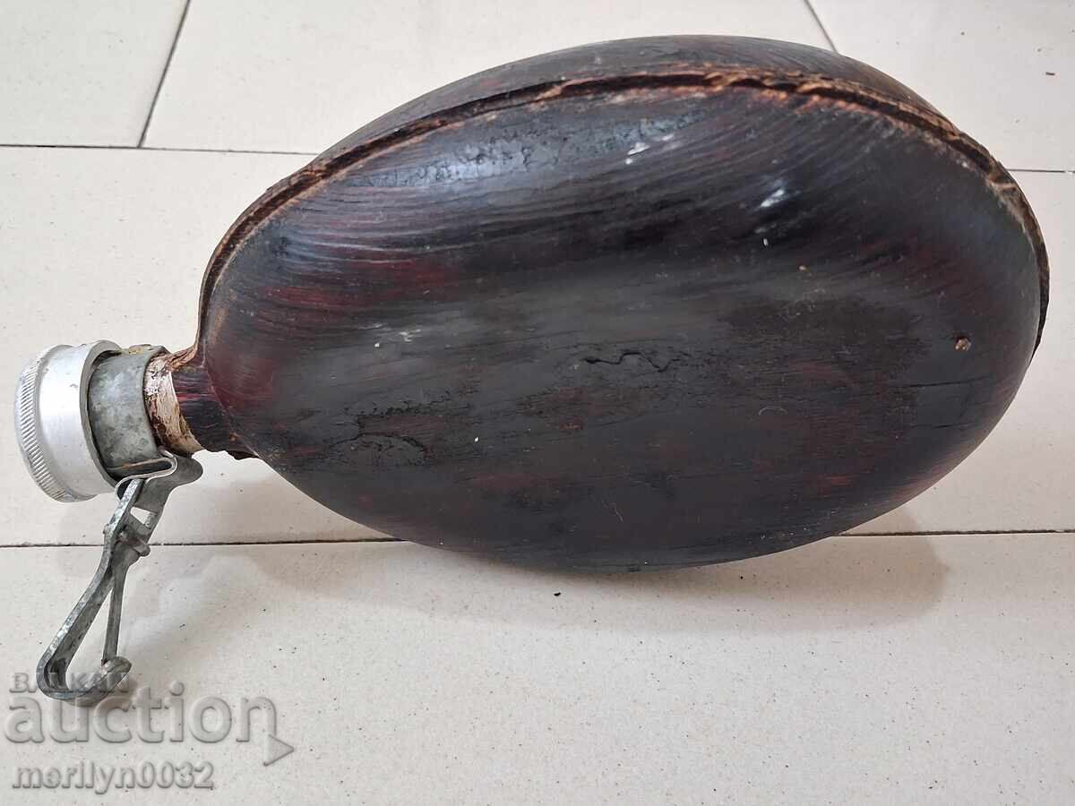 Delivery of Aluminum canteen with carabiner for hanging