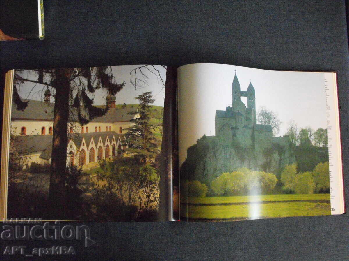 Biserici și mănăstiri în Germania /în germană, fr. și engl./ cu preț 75.00 BGN | € 38.35