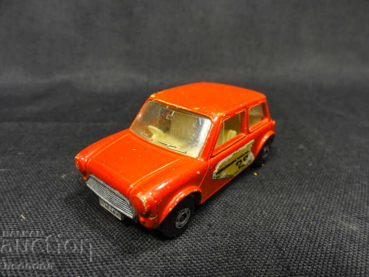 OLD RETRO METAL CAR MATCHBOX ENGLAND RACING MINI