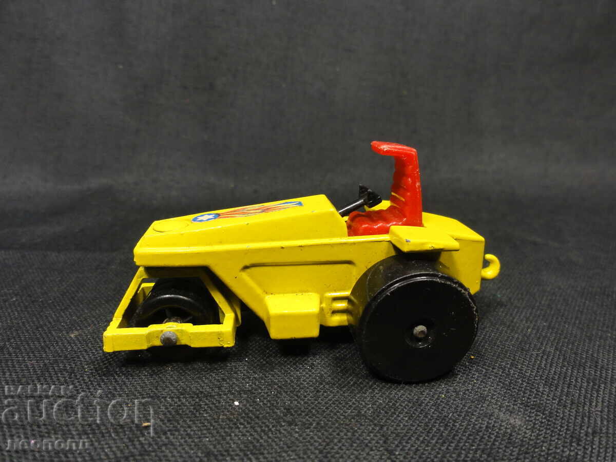 OLD RETRO METAL CAR MATCHBOX ENGLAND ROD ROLLER with price 10.00 BGN | € 5.11