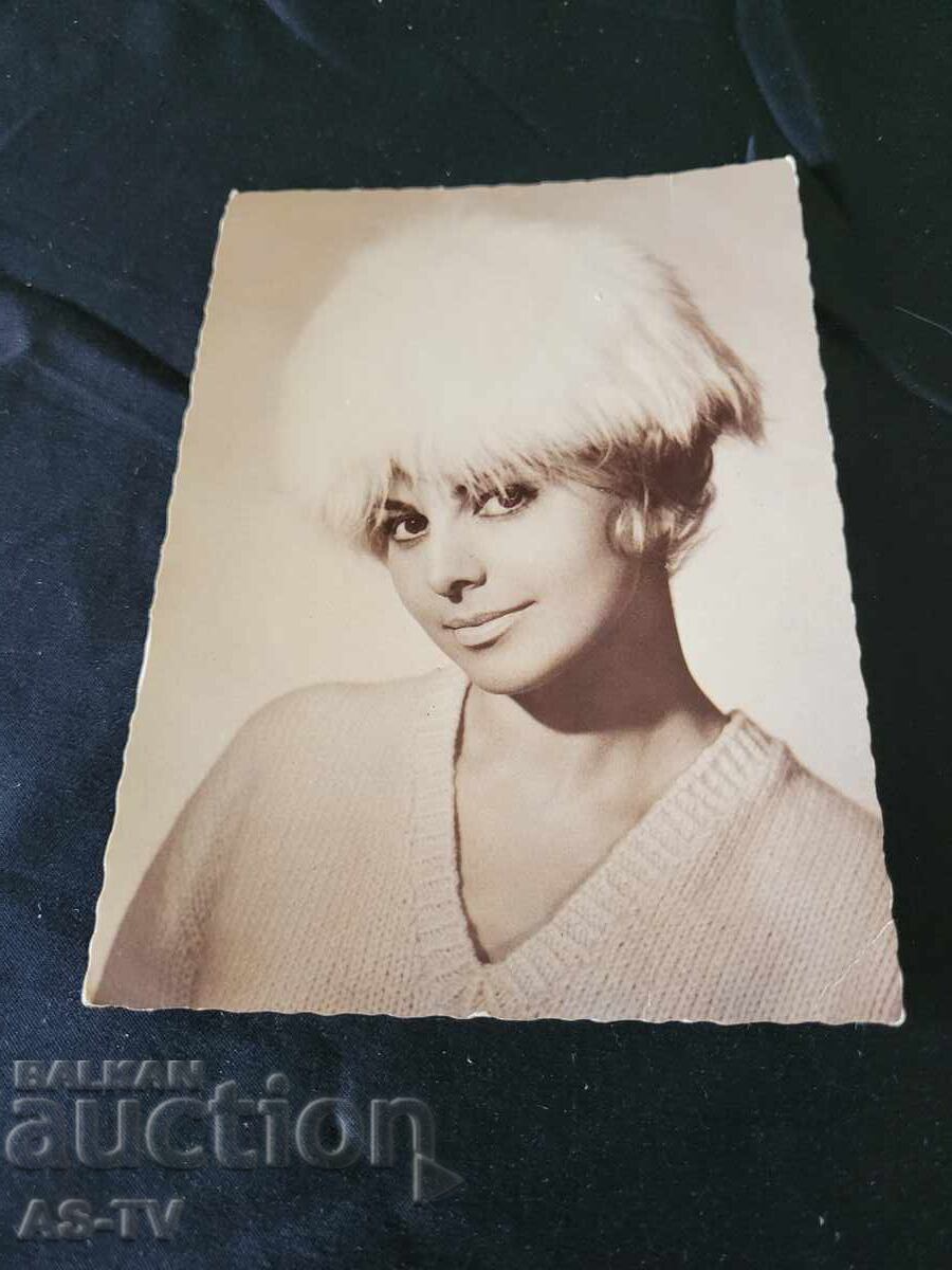 Ginka Stancheva 14,4/10,4 cm Ginka Stancheva 14,4/10,4 cm