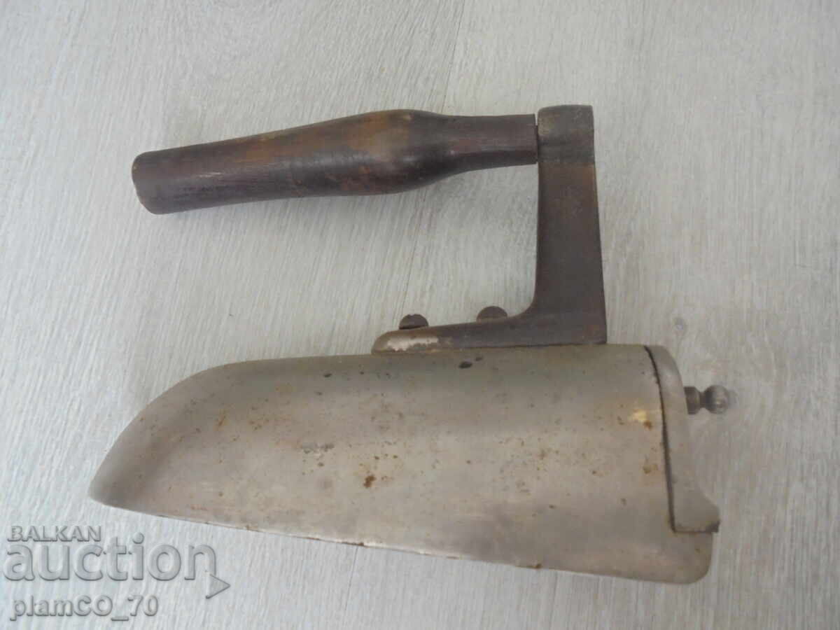 №*8247 Παλιό ρετρό σίδερο – με σιδερένια πλάκα θέρμανσης - 5 №*8247 Παλιό ρετρό σίδερο – με σιδερένια πλάκα θέρμανσης - 5