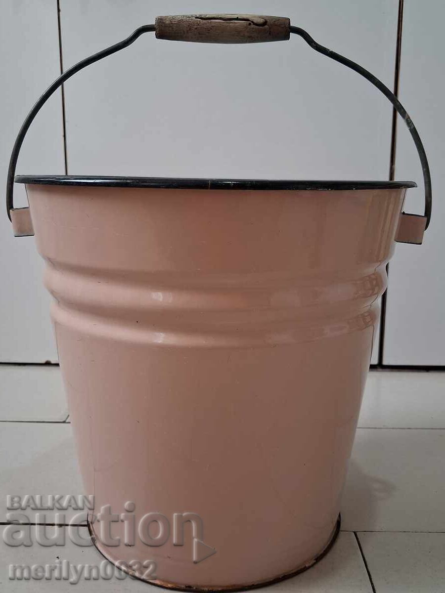 Ροζ σμάλτινο κουβάς εποχής σοσιαλισμού, σκεύος σμάλτου ΕΣΣΔ