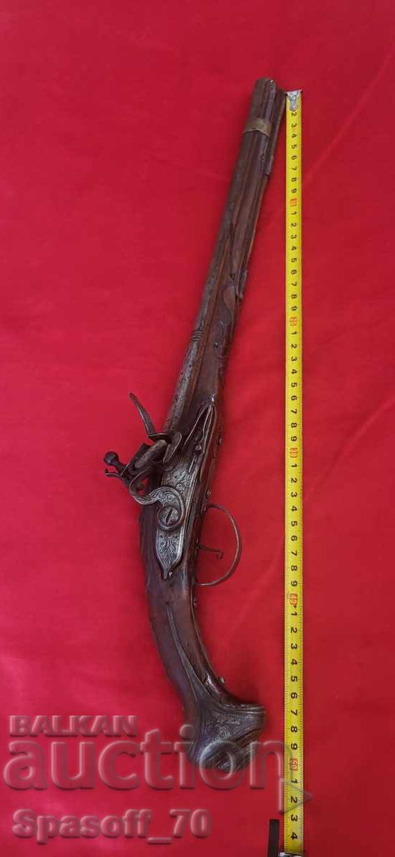 Ottoman flintlock pistol with a fully working mechanism