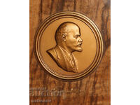 Plachetă din alamă, ornament, basorelief Vladimir Ilici Lenin