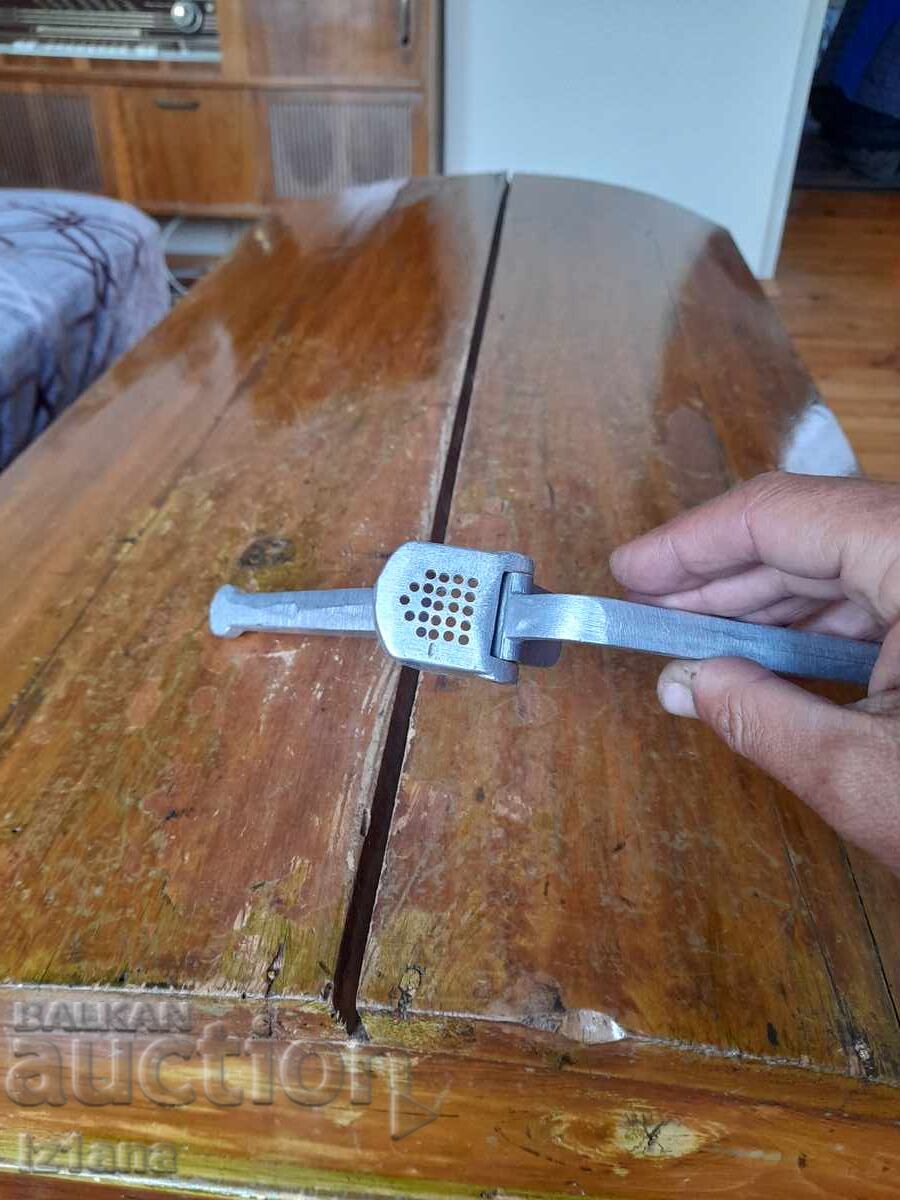 Old aluminum garlic press - 5