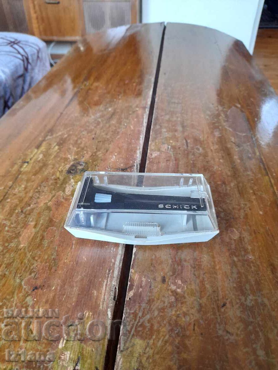 Old SCHICK razor