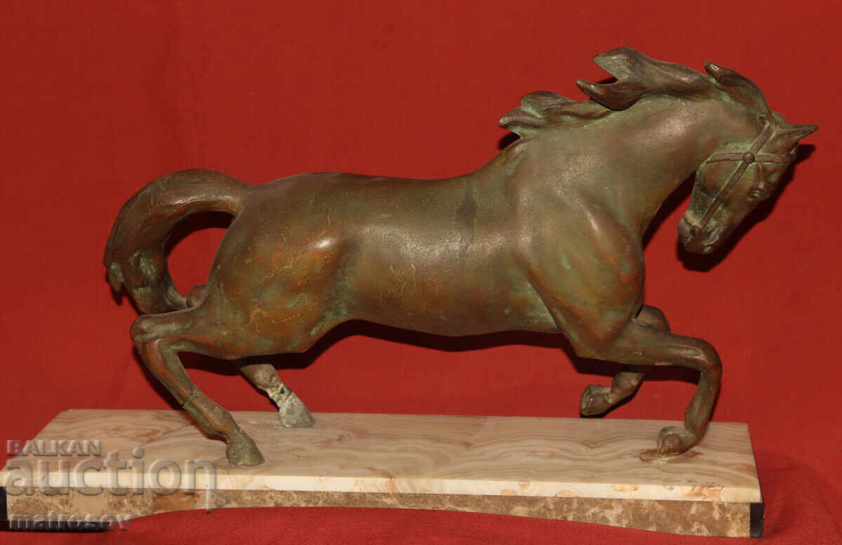 Μεγάλο μεταλλικό γλυπτό καλπάζοντος αλόγου - 5