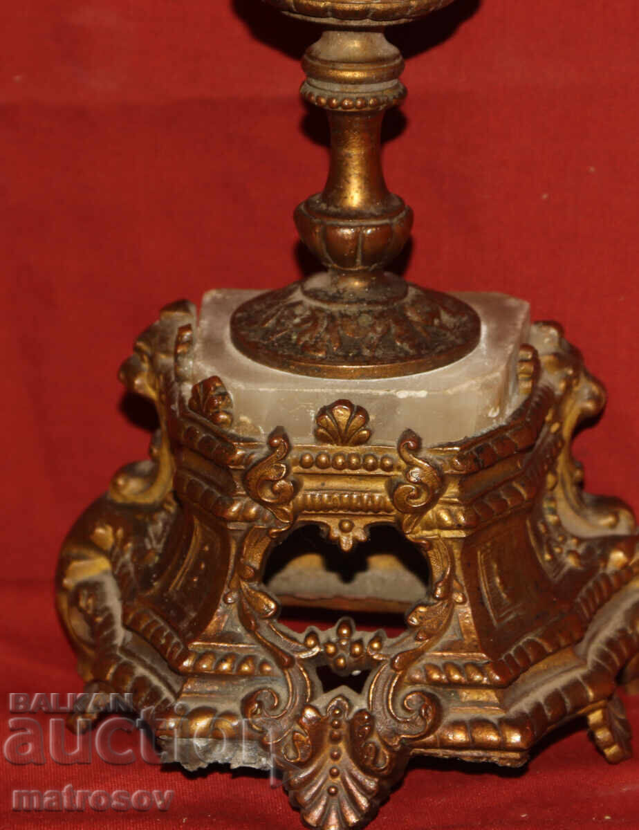 Μεγάλο μεταλλικό διακοσμητικό κηροπήγιο (μεγάλο μέγεθος) με τιμή 360.00 BGN | € 184.07