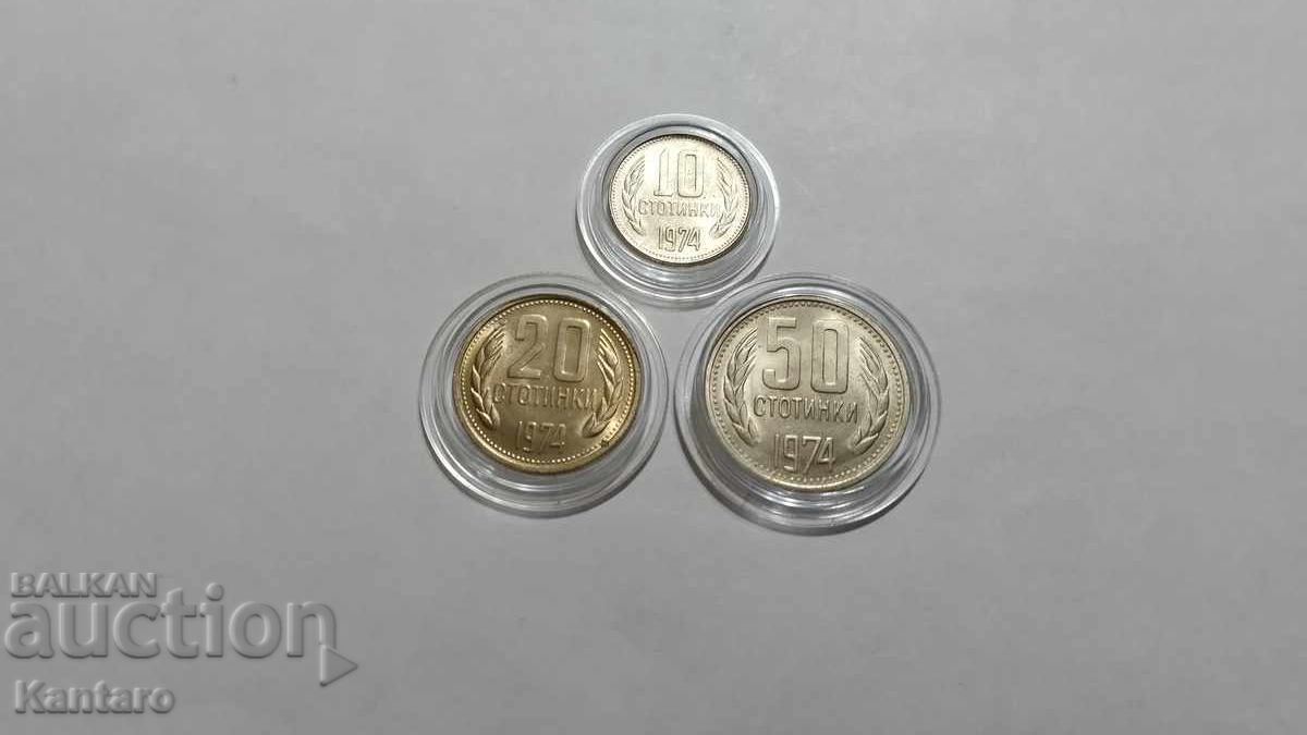 Παράδοση Νόμισμα - ΒΟΥΛΓΑΡΙΑ - ΠΛΗΡΕΣ ΣΕΤ - 1974 - ΑΚΥΚΛΟΦΟΡΗΤΑ - UNC