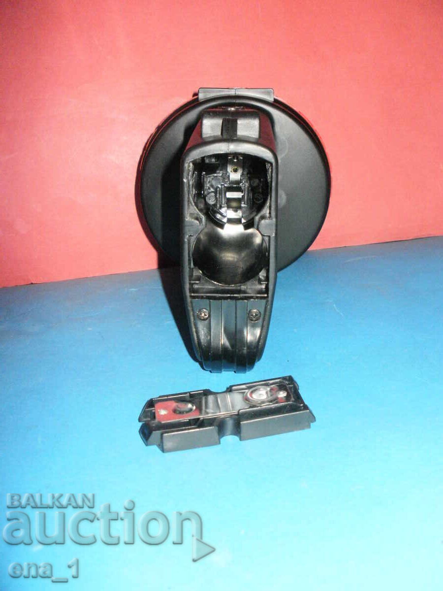 Unused SUNLIGHT spotlight/flashlight with 4 R20 batteries - 7