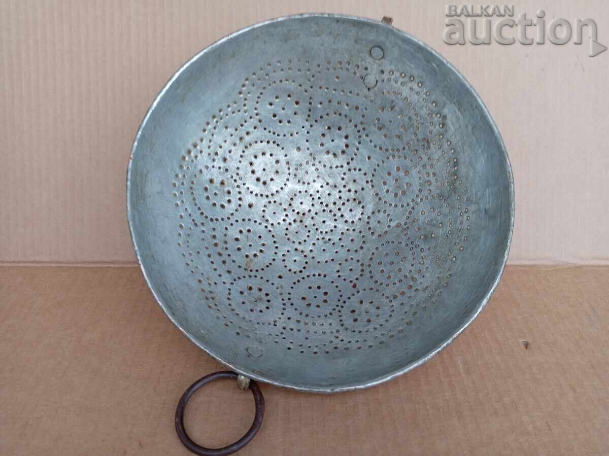 Antique copper colander, copper pot, copper strainer with price 91.00 BGN | € 46.53