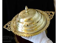 Περσικό μπρούτζινο σκεύος σερβιρίσματος με καπάκι, υπέροχες λαβές