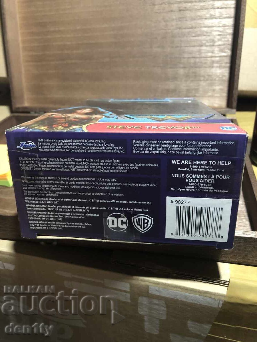 Доставка на DC Comics Wonder woman  - метална фигурка на Стив Тревър