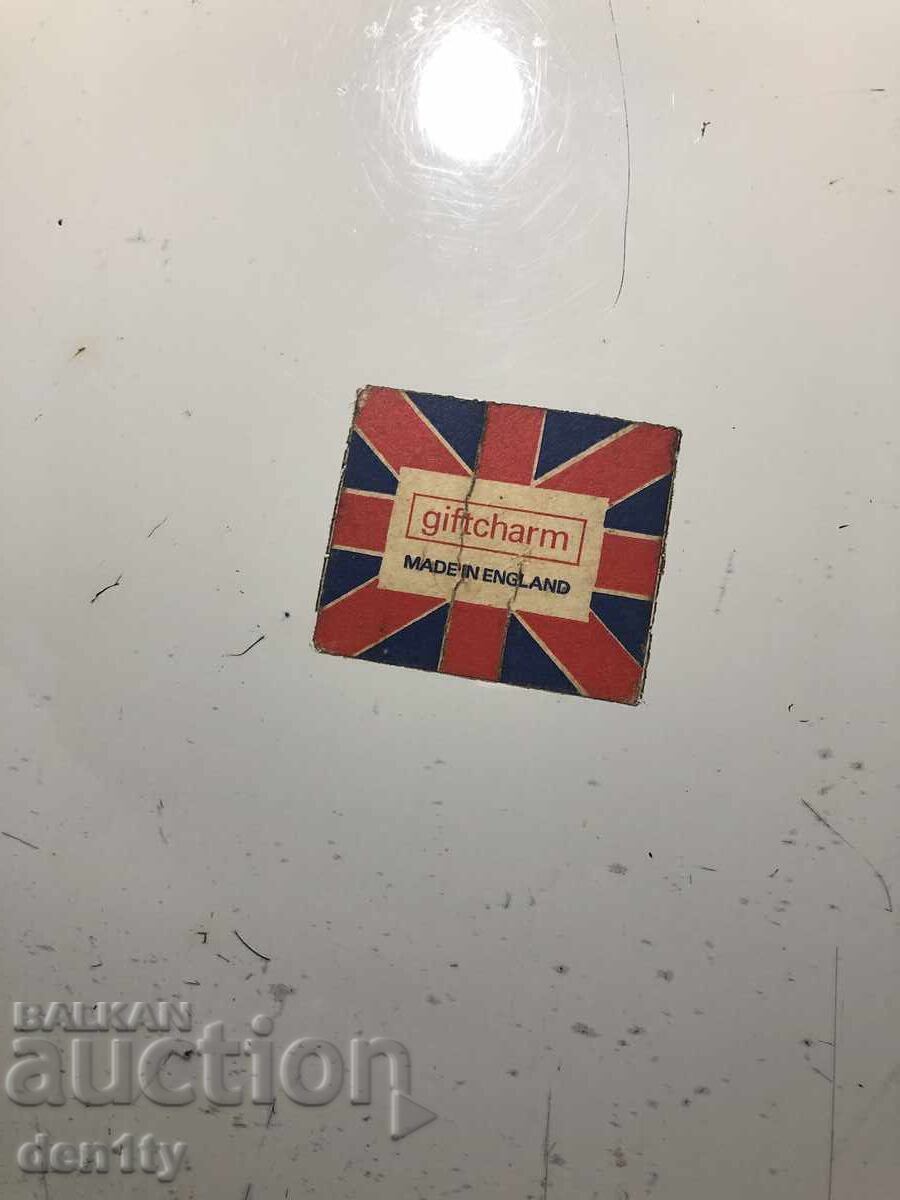 Доставка на метална поднос Чарлз и Даяна - 1981 г кралското семейство