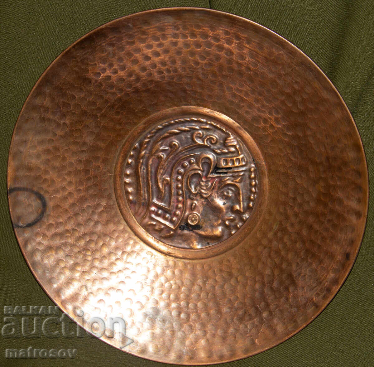 Меден плакет барелеф стенно пано стилизирана фигура