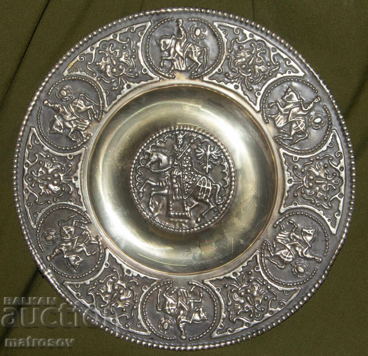 Μέλι πλακέτα ανάγλυφο τοίχου πάνελ στυλιζαρισμένες φιγούρες με τιμή 160.00 BGN | € 81.81