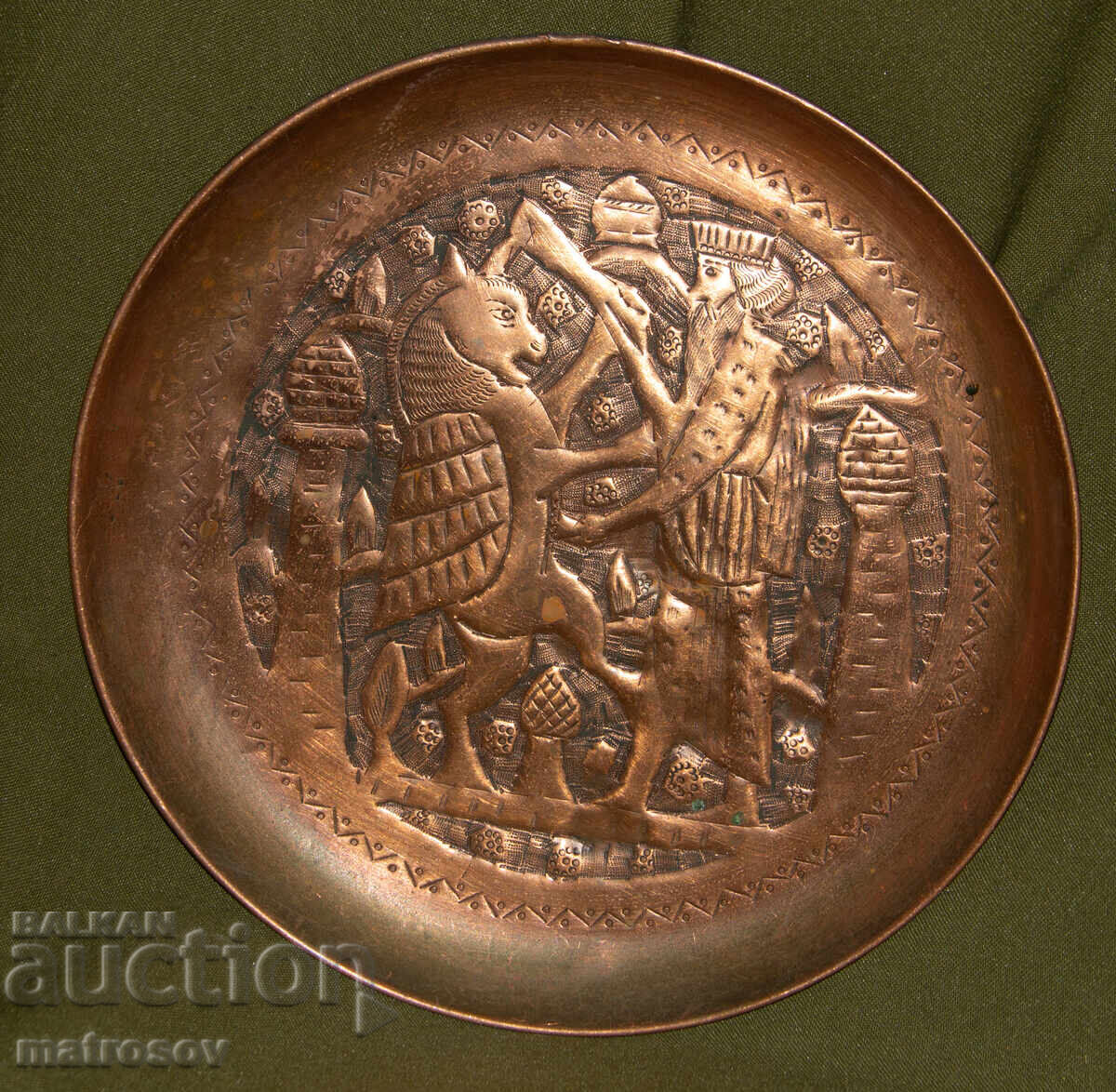 Honey plaque bas-relief wall panel stylized figures