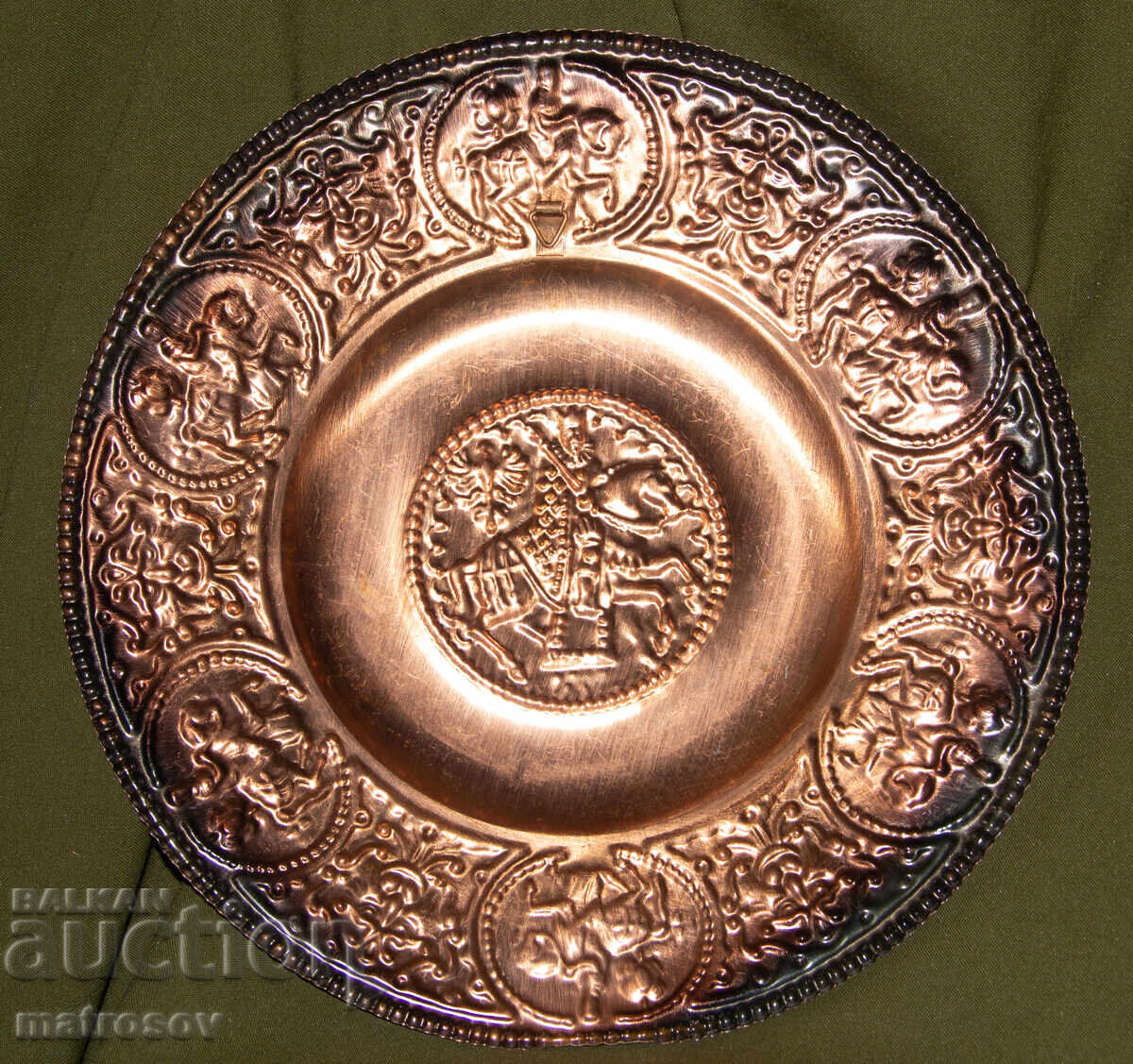 Honey plaque bas-relief wall panel stylized figures - 6