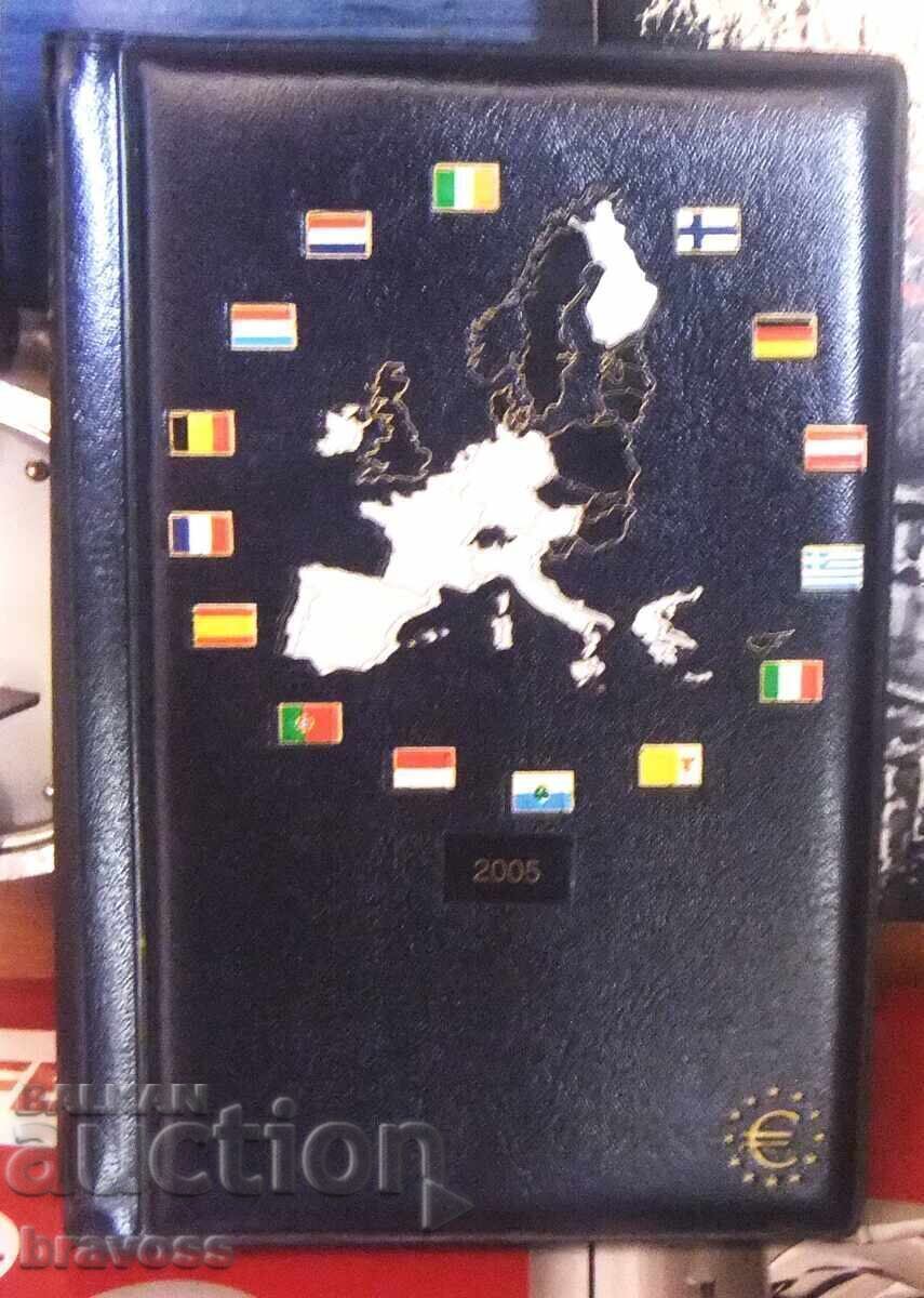 Euro coin folders