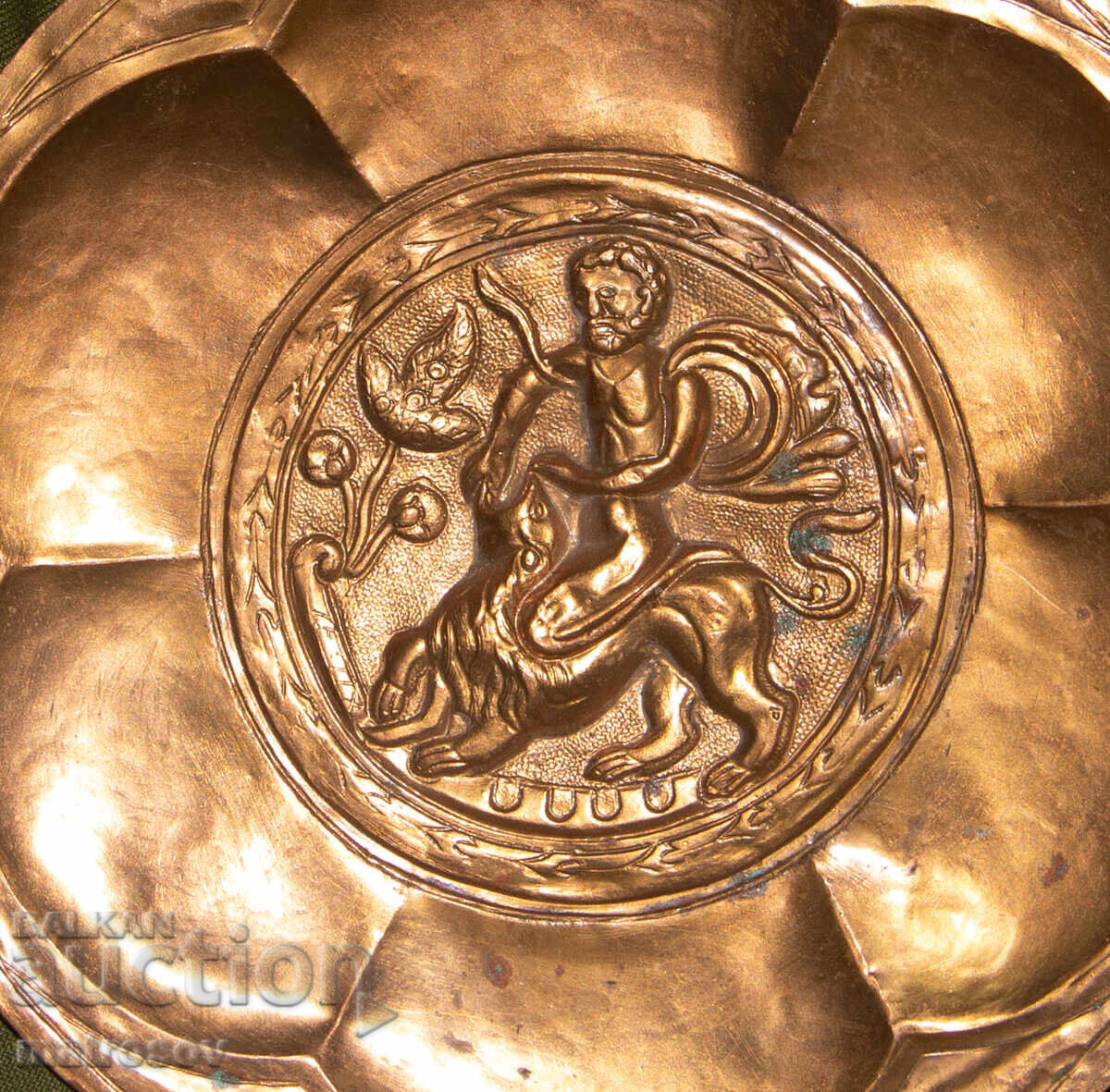 Delivery of Honey plaque bas-relief wall panel stylized figure Hercules