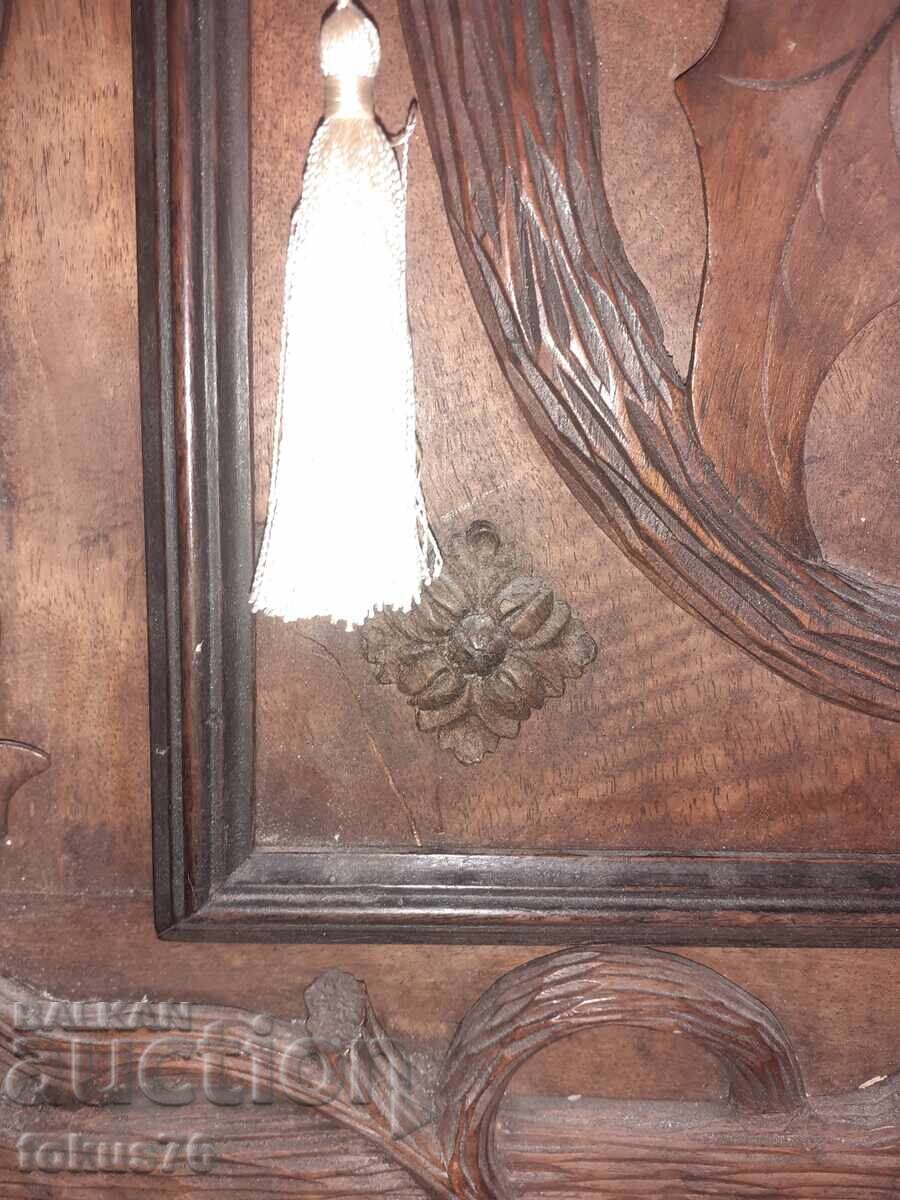 Licitație Vechi dulap rar antic din lemn pentru chei Pădurea Neagră