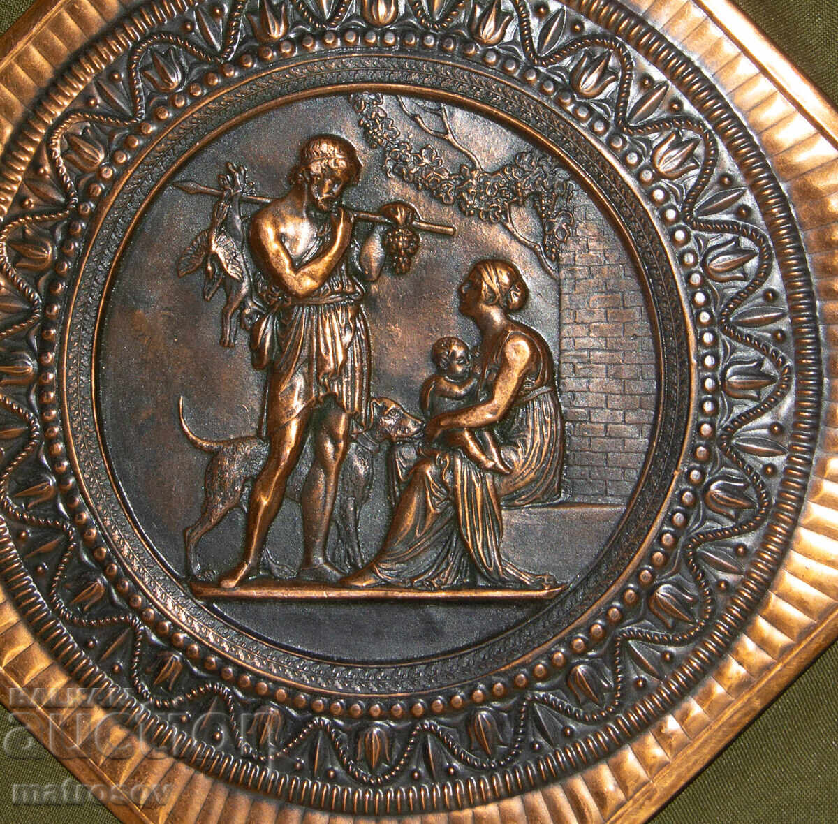 Plachetă decorativă din alamă, mitologia greacă antică cu preț 110.00 BGN | € 56.24