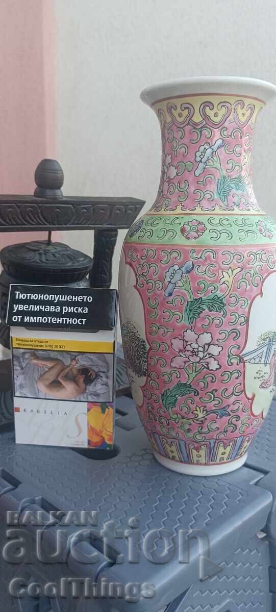 Frumoasa vaza marcata din portelan - 7 Frumoasa vaza marcata din portelan - 7