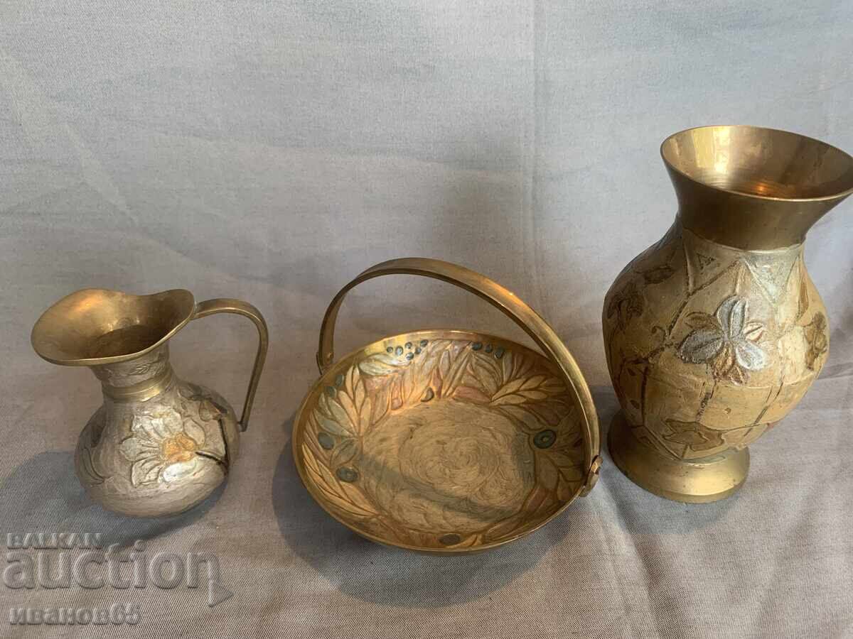 Auction  Brass lot