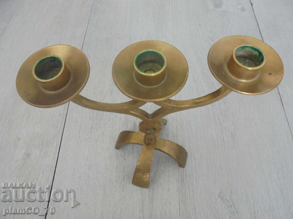 №*8253 Παλιό μεταλλικό / μπρούτζινο κηροπήγιο - 5 №*8253 Παλιό μεταλλικό / μπρούτζινο κηροπήγιο - 5