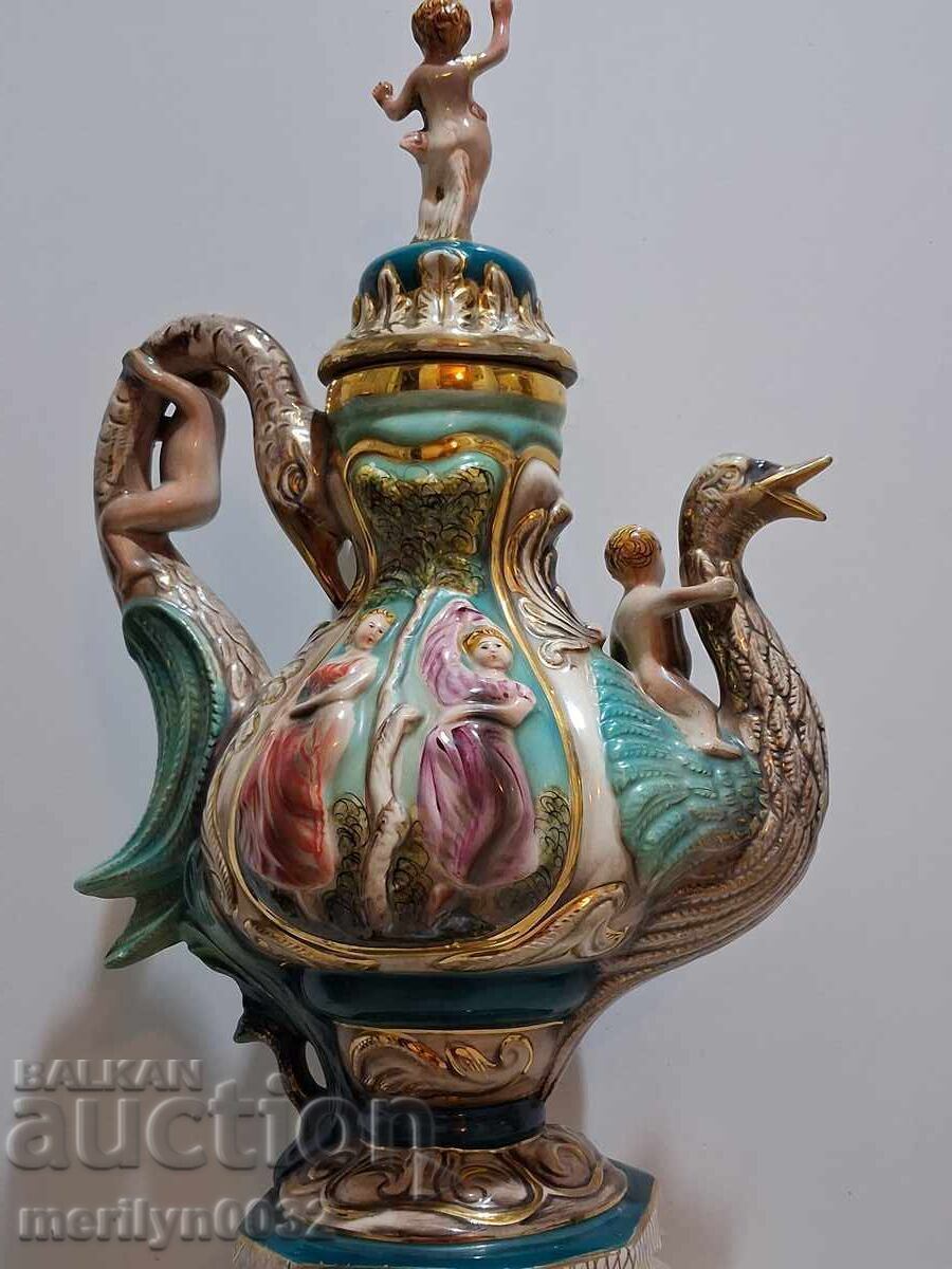 Cana belgiană din porțelan de secolul al XIX-lea majolica