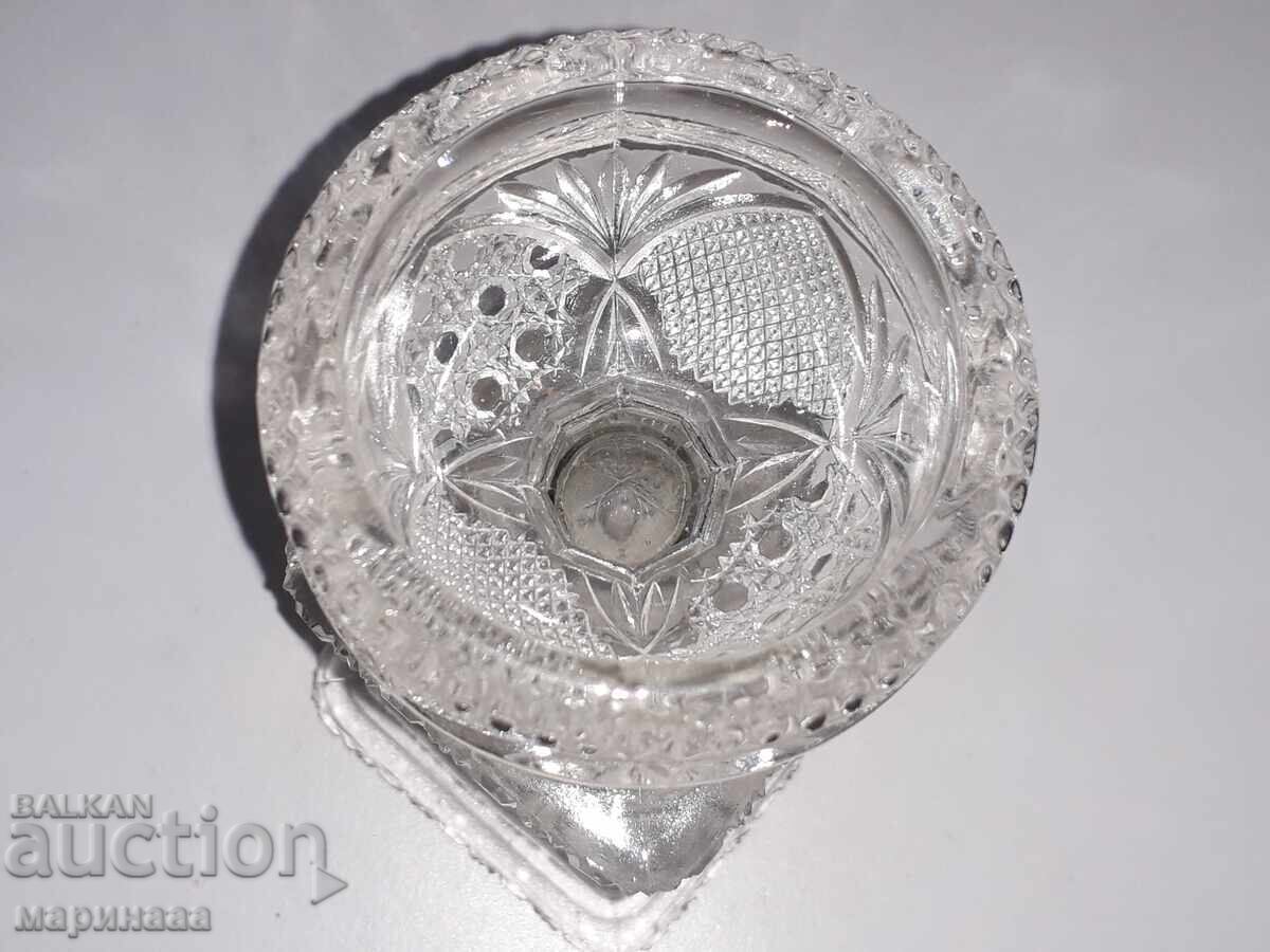 Licitație SFEȘNIC MASIV. PRESAT. STICLĂ