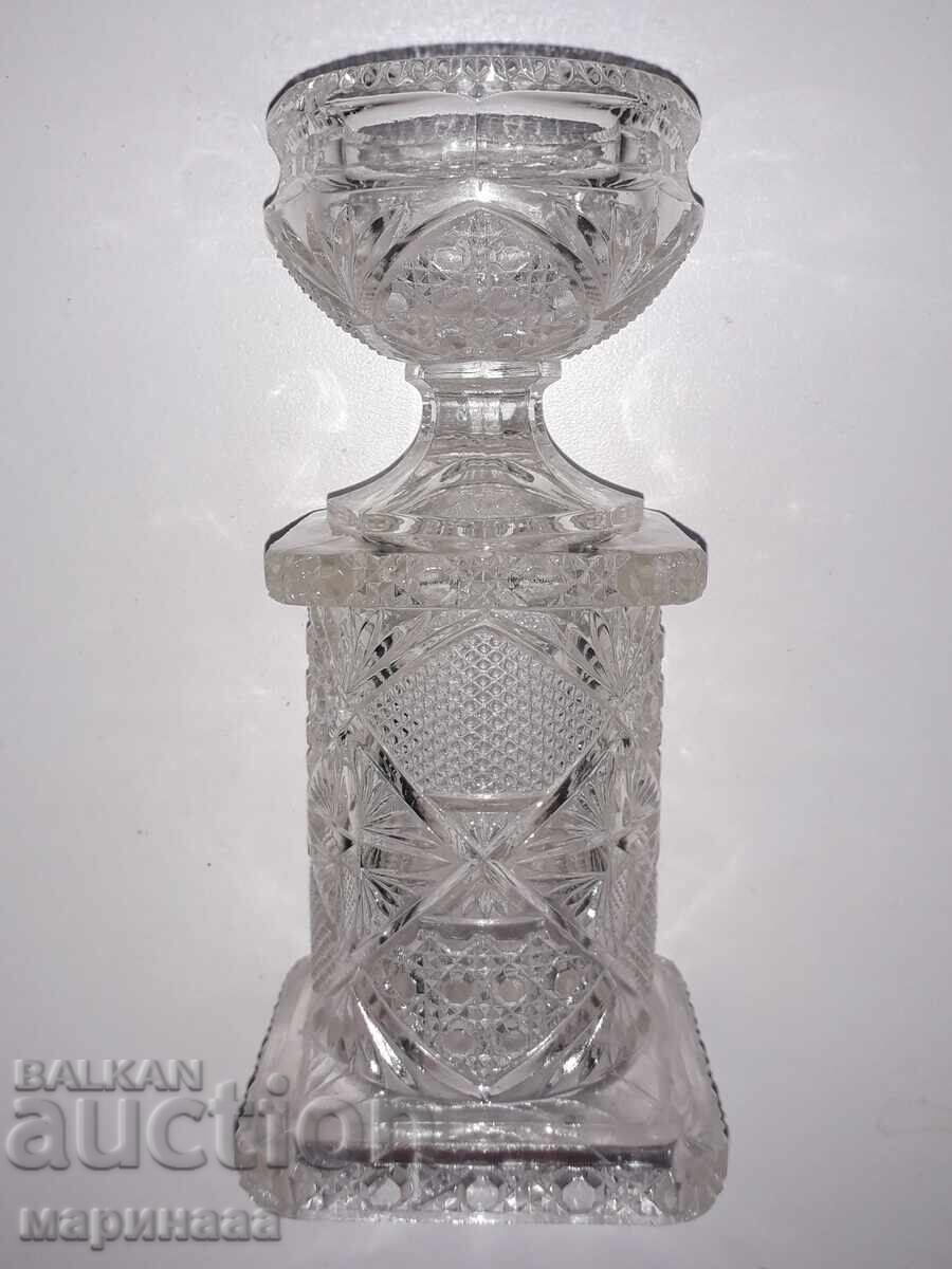 SFEȘNIC MASIV. PRESAT. STICLĂ