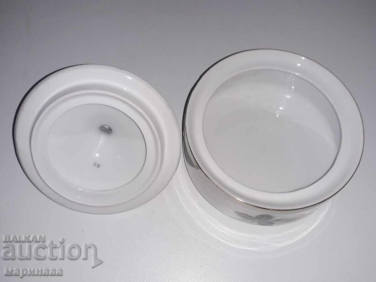 Livrarea ZAHARNIȚĂ. PORȚELAN. POZLATĂ. BAVARIA