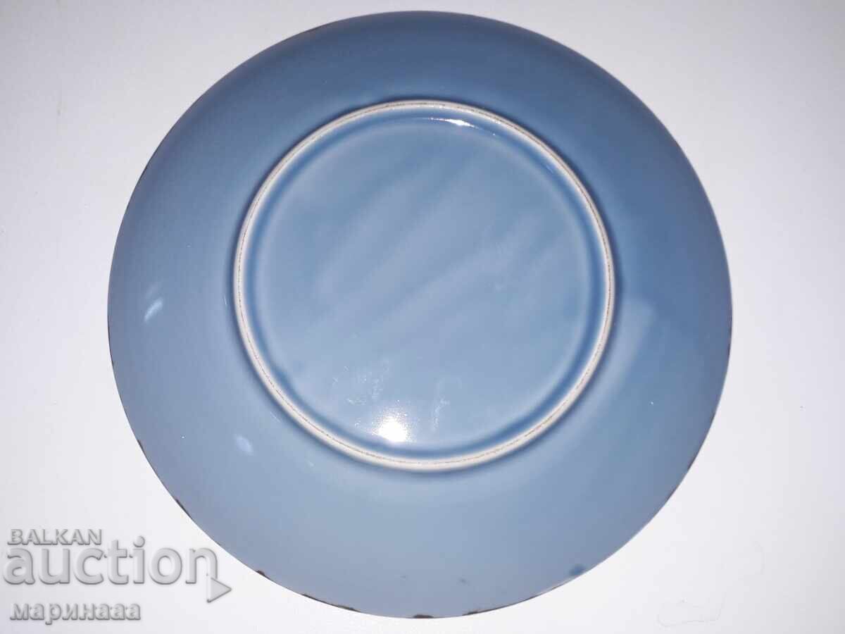 Аукцион РИСУВАНА ЧИНИЯ. ПОРЦЕЛАН, ПОЗЛАТА