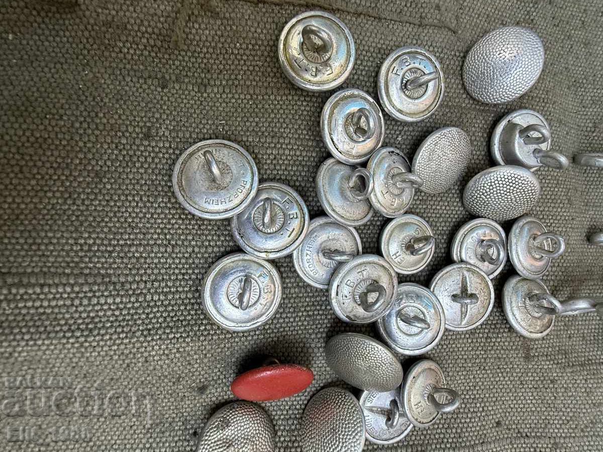 German buttons for Wehrmacht uniform WWII with price € 38.00 | 74.32 BGN