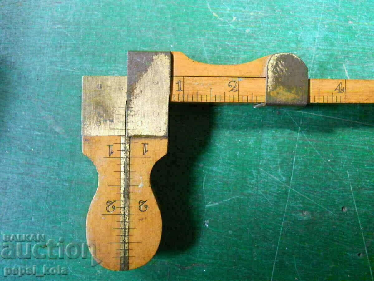 Carpenter's meter - caliper - England with price 60.00 BGN | € 30.68