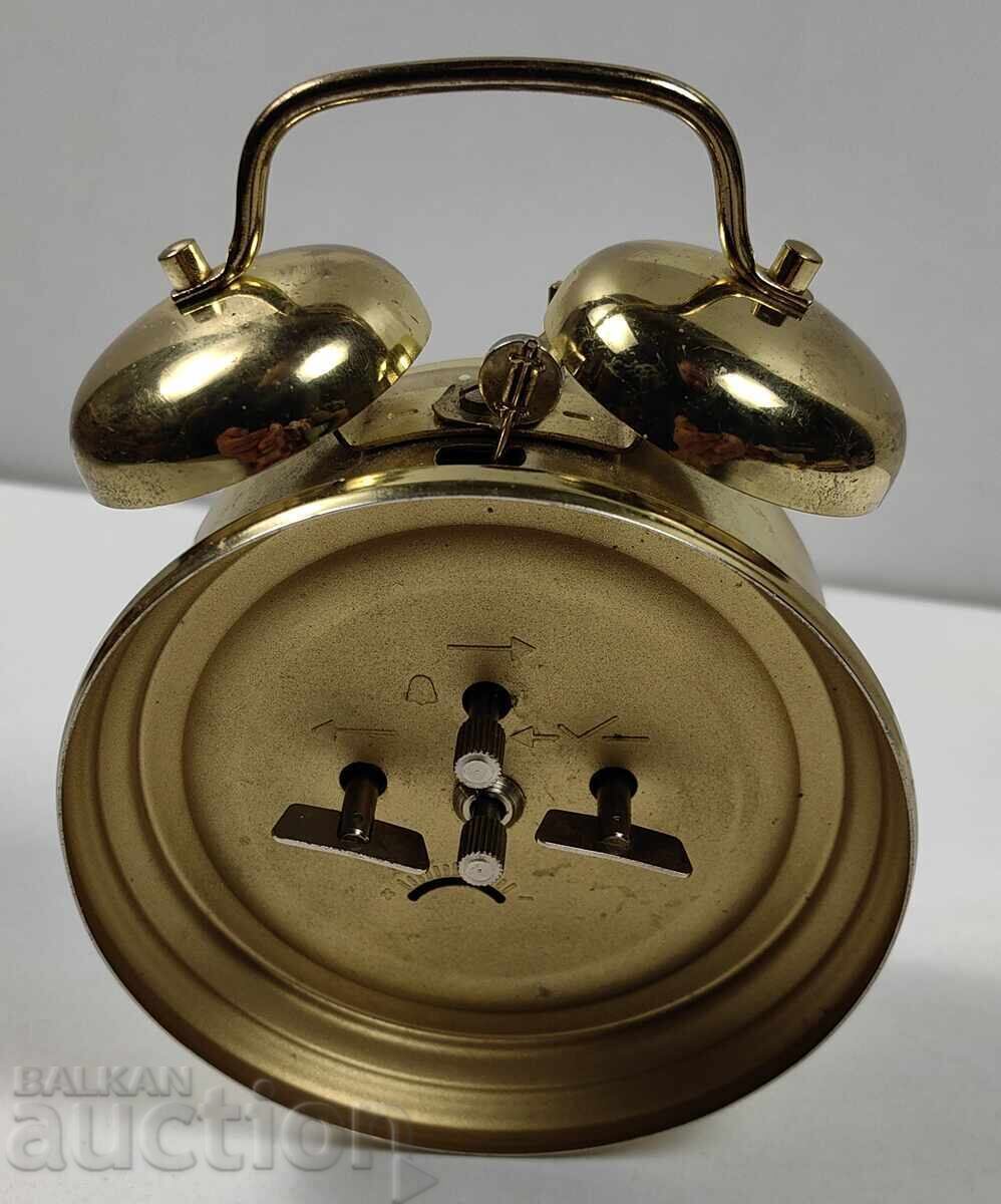 OLD ALARM CLOCK WITH BELL, BELL DOESN'T WORK - FOR INTERIOR - 5