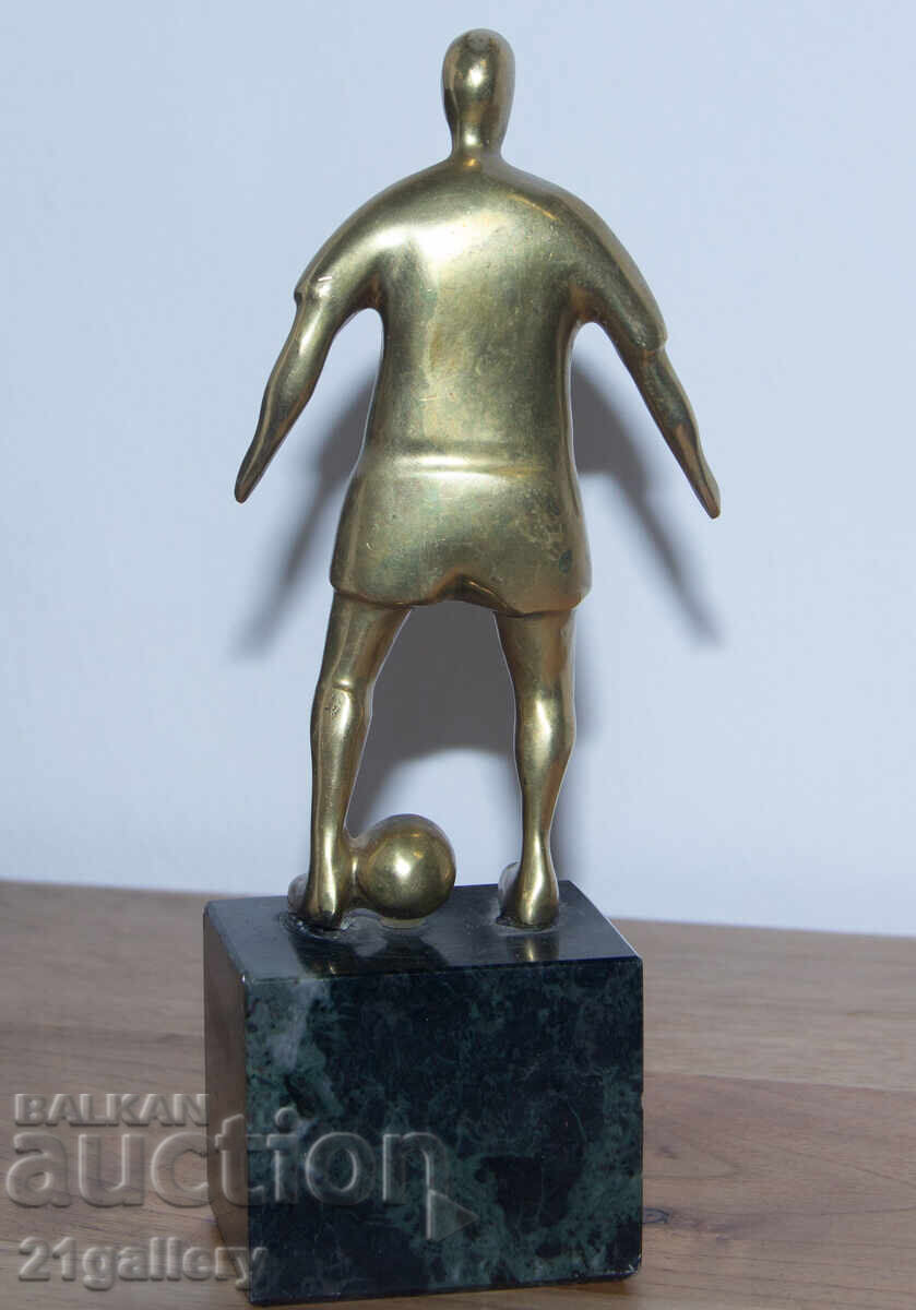 Αυθεντικό χάλκινο γλυπτό, πλαστικό, ποδοσφαιριστής με μπάλα - 5