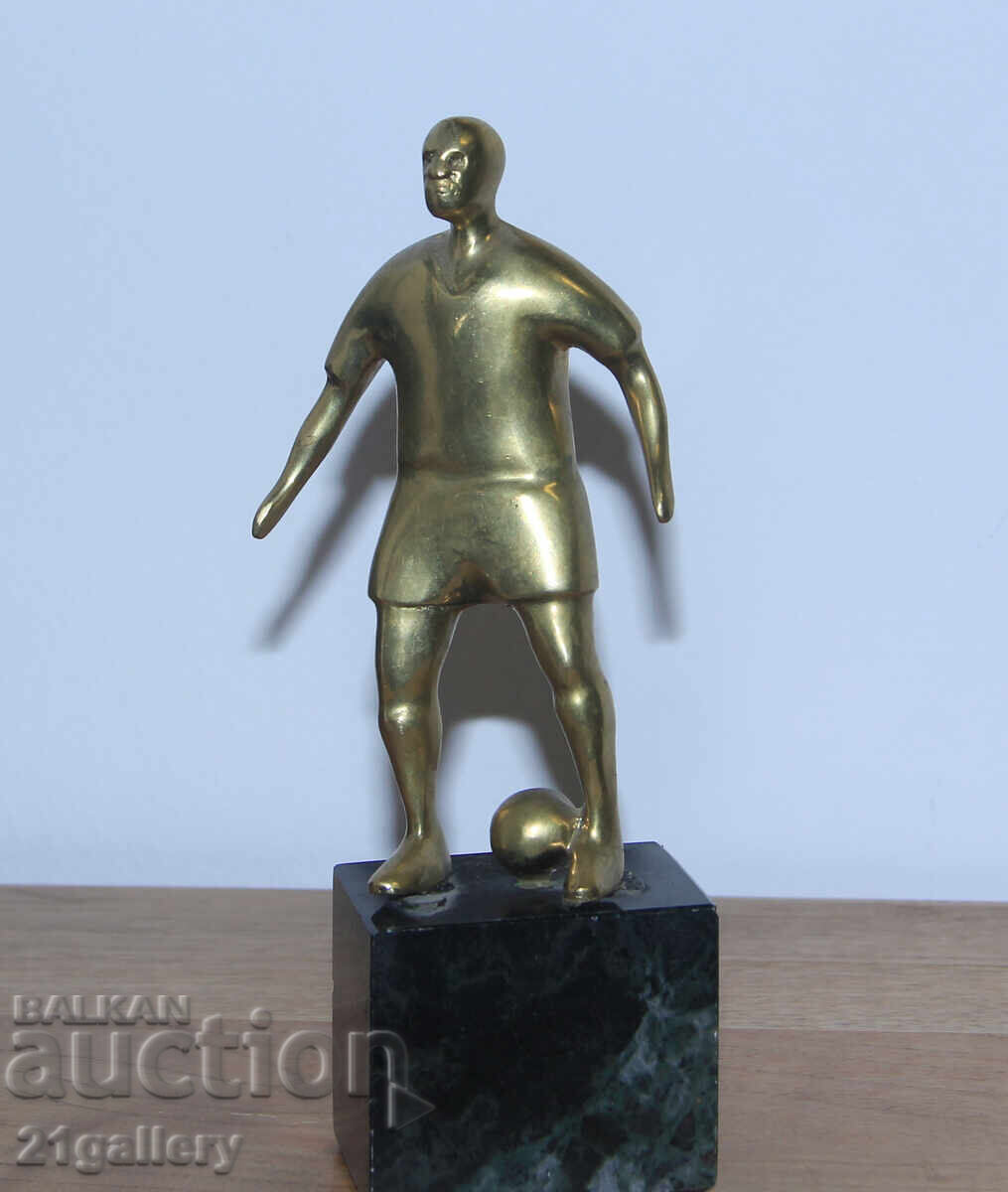 Αυθεντικό χάλκινο γλυπτό, πλαστικό, ποδοσφαιριστής με μπάλα