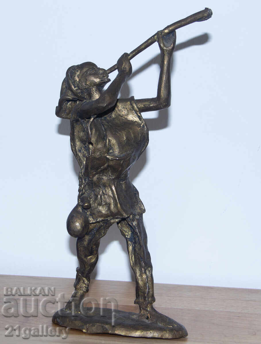 Αυθεντικό χάλκινο γλυπτό, αγαλματίδιο αγοριού με φλογέρα με τιμή 700.00 BGN | € 357.90