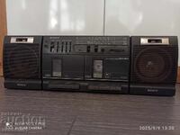 Стар   радио касетофон sony cfs-w350S радиото работи