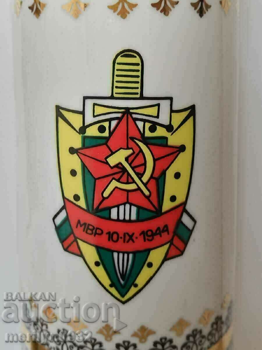 Old Award Vase Porcelain SHIELD 1982 year MNO NRB - 6 Old Award Vase Porcelain SHIELD 1982 year MNO NRB - 6