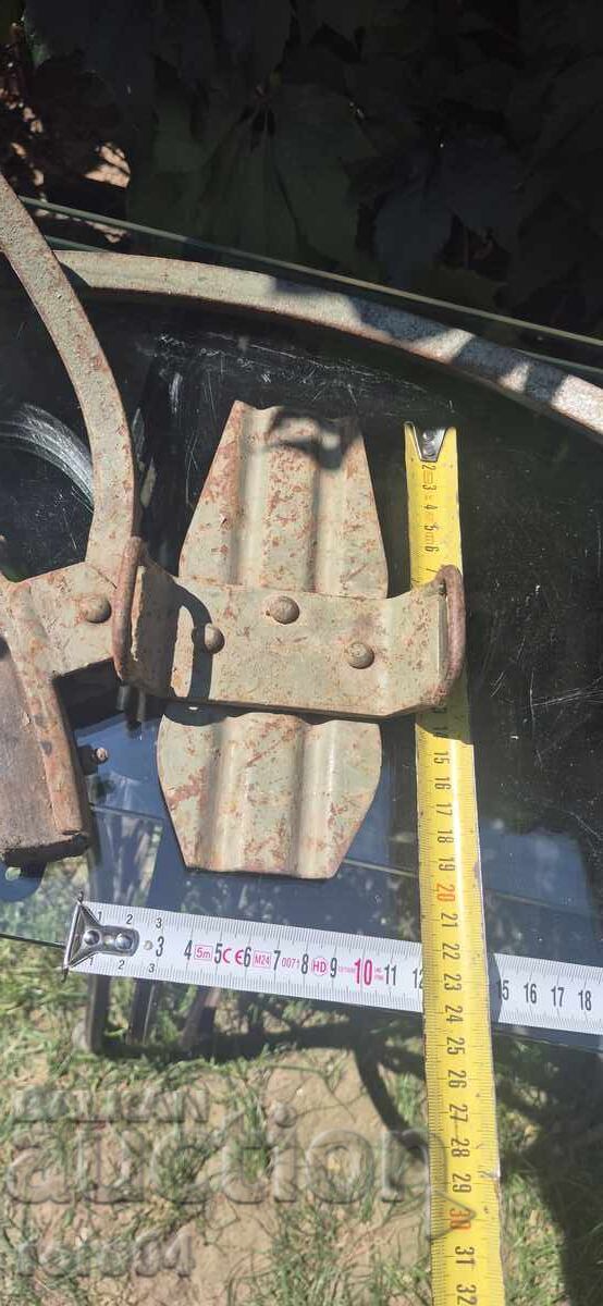 PATINE VECHI DE INSTALATOR PENTRU URCARE PE SCARĂ - 6