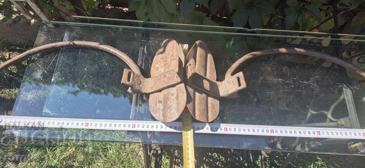 Old Climbing Skates for Climbing Ladders - 6